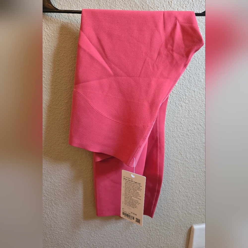 NWT- Lululemon Glow Up Leggings